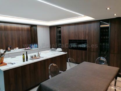 Cocina grande con Isla XXL: Espacio y Estilo en tu Cocina - Imagen 4