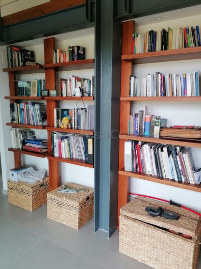 Librería de Madera Personalizada: Elegancia y Funcionalidad Hecha a tu Medida