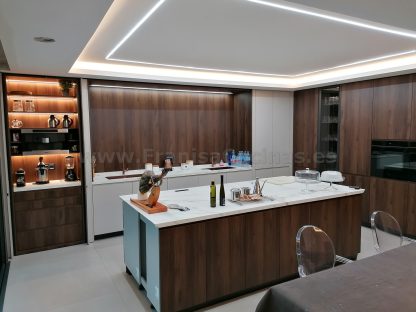 Cocina grande con Isla XXL: Espacio y Estilo en tu Cocina