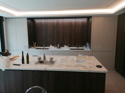 Cocina grande con Isla XXL: Espacio y Estilo en tu Cocina - Imagen 2